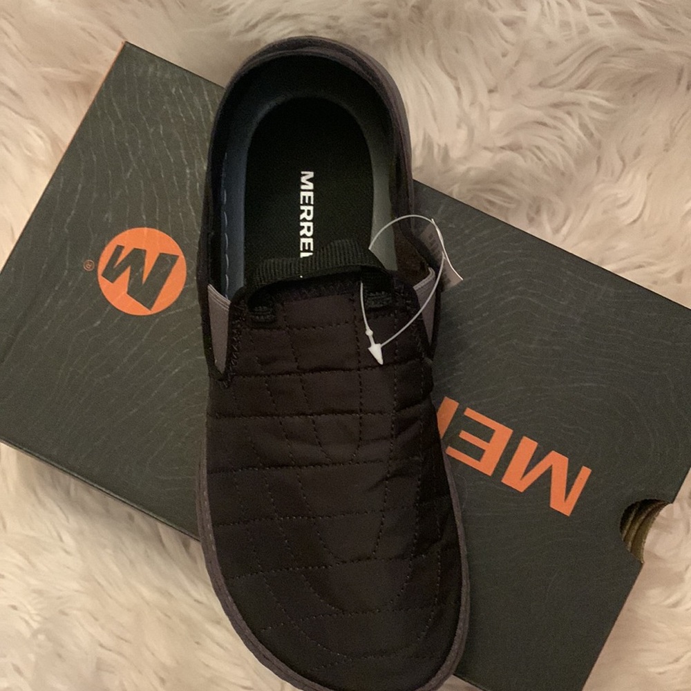 Merrell women’s moccasin style shoes